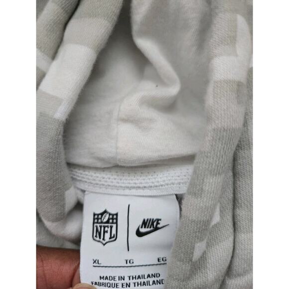 Carolina Panthers Nike Salute To Service Hoodie - Men’s Xl - Picture 6 of 6